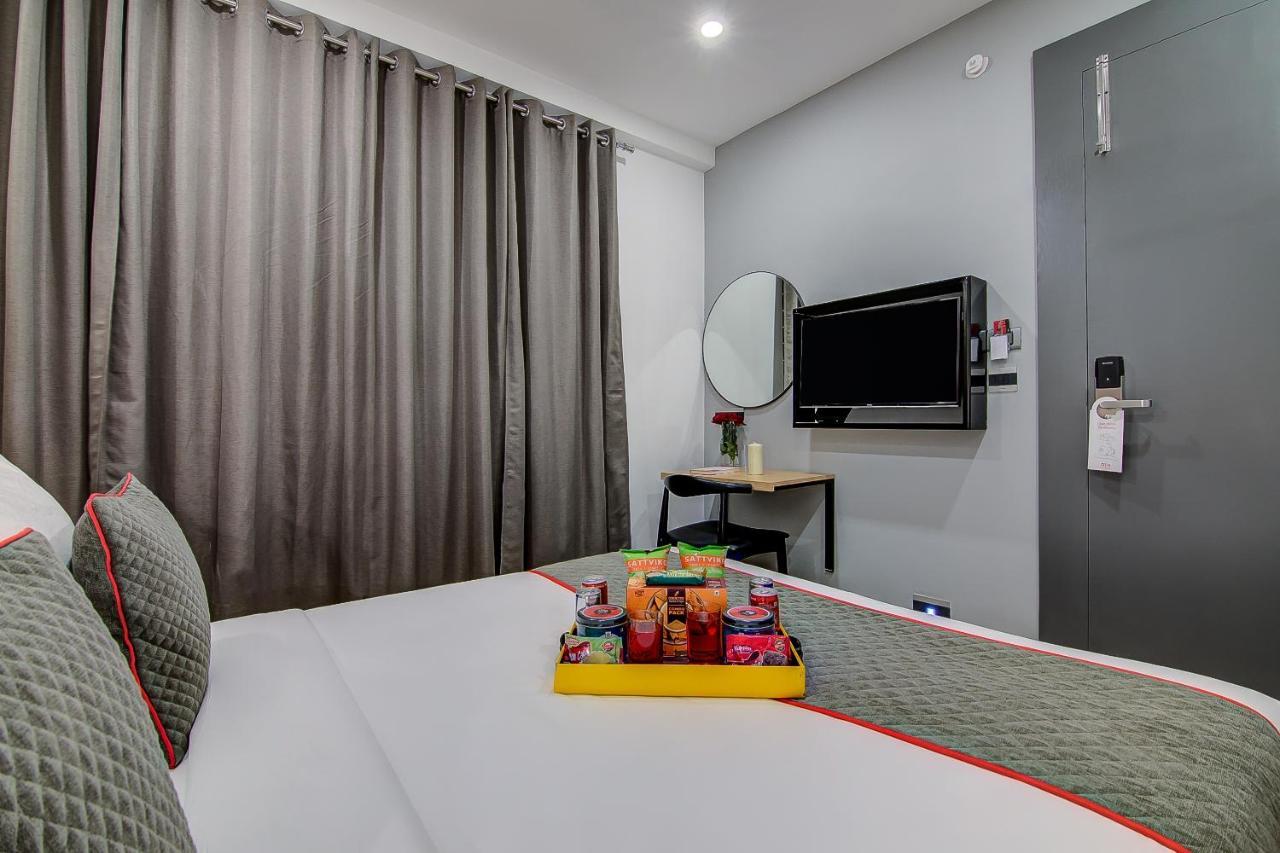Super Townhouse Global Village Tech Park Near Kengeri Bus Terminal Metro Station Bangalore Exterior foto